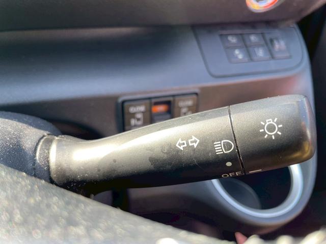 シエンタ Ｇ　セーフティーエディション　車検２年付き　純正ナビ　フルセグＴＶ　パノラミックビューモニター　ビルトインＥＴＣ　オートハイビーム　Ｆ席シートヒーター　ステアリングヒーター　両側パワースライドドア（32枚目）