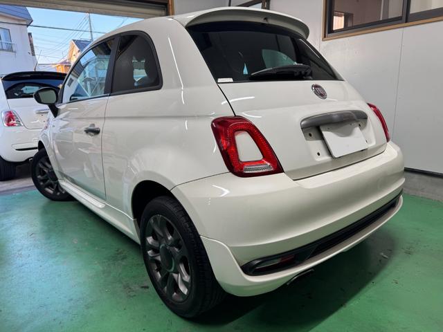 ５００Ｓ ベースグレード　２ＤＩＮナビ＆フルセグ地デジ　ＥＴＣ　専用デザインスポーツシート　専用前後バンパー＆１５ＡＷ　ルーフスポイラー　アイドルストップ　記録簿（8枚目）