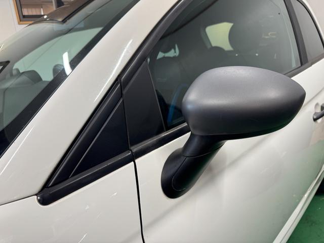 ５００Ｓ ベースグレード　２ＤＩＮナビ＆フルセグ地デジ　ＥＴＣ　専用デザインスポーツシート　専用前後バンパー＆１５ＡＷ　ルーフスポイラー　アイドルストップ　記録簿（19枚目）