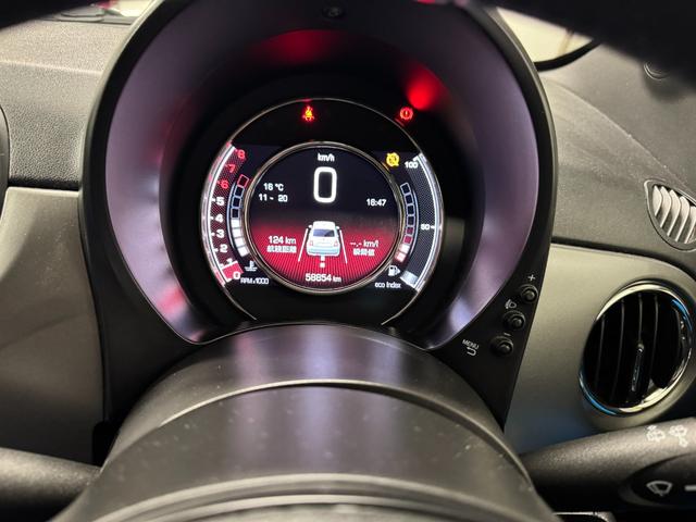 ５００Ｓ ベースグレード　２ＤＩＮナビ＆フルセグ地デジ　ＥＴＣ　専用デザインスポーツシート　専用前後バンパー＆１５ＡＷ　ルーフスポイラー　アイドルストップ　記録簿（31枚目）