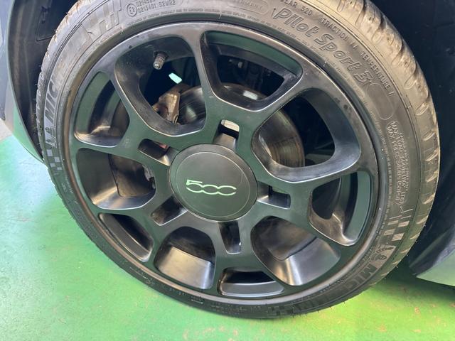 ５００ ツインエア　スポーツプラス　５ＭＴ　２５０台限定車　専用１６ＡＷ　レザー調シートカバー　専用スポーツシート　ブラックルーフ＆ルーフスポイラー　白ドアミラーカバー　ＥＴＣ　Ｆ／Ｒフォグ　スペアキー　Ｘカーリンク　純正ＣＤチューナー（24枚目）