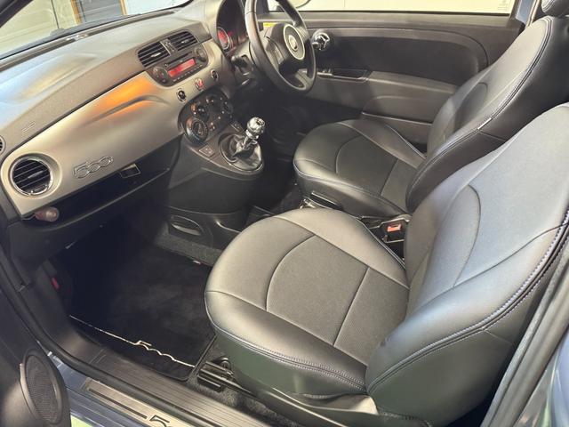 ５００ ツインエア　スポーツプラス　５ＭＴ　２５０台限定車　専用１６ＡＷ　レザー調シートカバー　専用スポーツシート　ブラックルーフ＆ルーフスポイラー　白ドアミラーカバー　ＥＴＣ　Ｆ／Ｒフォグ　スペアキー　Ｘカーリンク　純正ＣＤチューナー（28枚目）