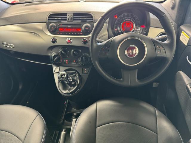 ５００ ツインエア　スポーツプラス　５ＭＴ　２５０台限定車　専用１６ＡＷ　レザー調シートカバー　専用スポーツシート　ブラックルーフ＆ルーフスポイラー　白ドアミラーカバー　ＥＴＣ　Ｆ／Ｒフォグ　スペアキー　Ｘカーリンク　純正ＣＤチューナー（30枚目）