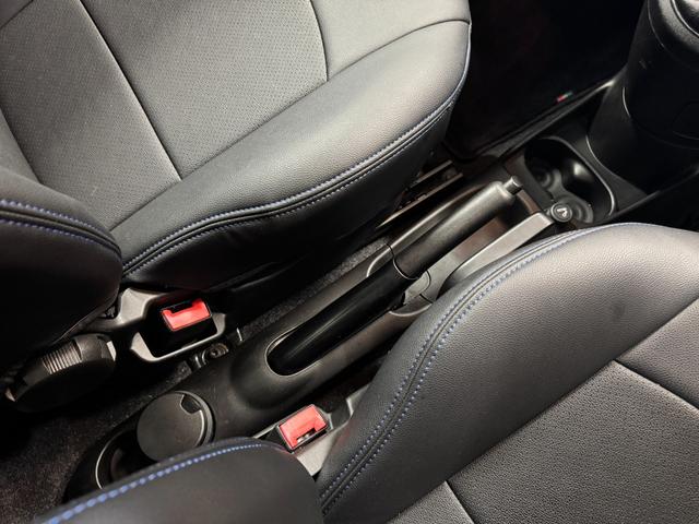 ５００ ツインエア　スポーツプラス　５ＭＴ　２５０台限定車　専用１６ＡＷ　レザー調シートカバー　専用スポーツシート　ブラックルーフ＆ルーフスポイラー　白ドアミラーカバー　ＥＴＣ　Ｆ／Ｒフォグ　スペアキー　Ｘカーリンク　純正ＣＤチューナー（34枚目）