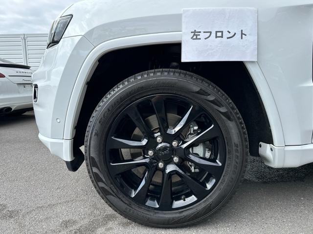 ジープ・グランドチェロキー アルティテュード　純正ナビ　フルセグ　ハーフレザー　Ｆ・Ｓ・Ｂカメラ　ＥＴＣ　ＨＩＤヘッドライト　クルコン　車検Ｒ８年１２月　スマートキー　スペアキー　障害物センサー　４ＷＤ　フォグランプ　パワーシート　純正２０ＡＷ（66枚目）