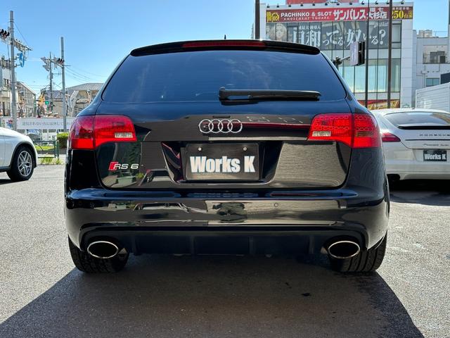 ＲＳ６アバント ベースグレード　サンルーフ　純正ナビ　フルセグ　レザーシート　ドラレコＦ／Ｒ　Ｂカメラ　ＥＴＣ　ＡＣＣ　ＨＩＤヘッドライト　障害物センサー　シートヒーター　パワーシート　レーダー探知機　ルーフレール（2枚目）