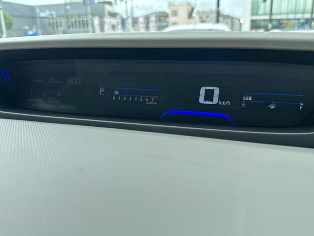 フリード Ｇ・ホンダセンシング　両側オートスライド　純正ナビ　フルセグ　ＥＴＣ　バックカメラ　ＡＣＣ　ホンダセンシング　ＬＥＤヘッドライト　走行中ＴＶ映ります　シートヒーター　スマートキー　スペアキー（26枚目）