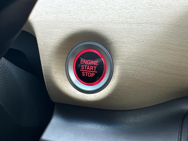 フリード Ｇ・ホンダセンシング　両側オートスライド　純正ナビ　フルセグ　ＥＴＣ　バックカメラ　ＡＣＣ　ホンダセンシング　ＬＥＤヘッドライト　走行中ＴＶ映ります　シートヒーター　スマートキー　スペアキー（39枚目）