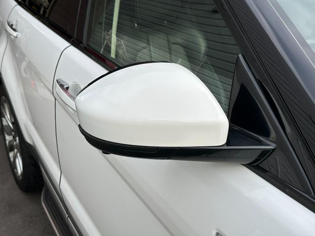 レンジローバーイヴォーク プレステージ　純正ナビ　ガラスルーフ　レザーシート　Ｆ・Ｓ・Ｒカメラ　ＥＴＣ　クルーズコントロール　ＨＩＤヘッドライト　ＭＥＲＩＤＩＡＭスピーカー　障害物センサー　パワーバックドア　シートヒーター　スマートキー（13枚目）