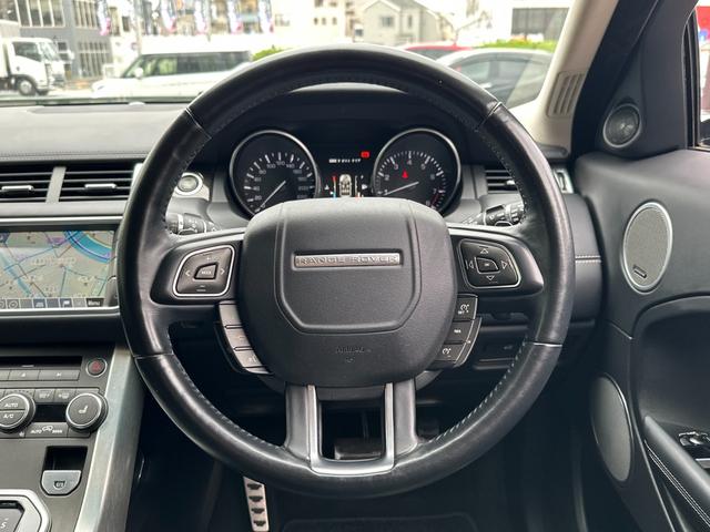 レンジローバーイヴォーク プレステージ　純正ナビ　ガラスルーフ　レザーシート　Ｆ・Ｓ・Ｒカメラ　ＥＴＣ　クルーズコントロール　ＨＩＤヘッドライト　ＭＥＲＩＤＩＡＭスピーカー　障害物センサー　パワーバックドア　シートヒーター　スマートキー（28枚目）