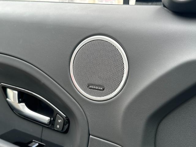 レンジローバーイヴォーク プレステージ　純正ナビ　ガラスルーフ　レザーシート　Ｆ・Ｓ・Ｒカメラ　ＥＴＣ　クルーズコントロール　ＨＩＤヘッドライト　ＭＥＲＩＤＩＡＭスピーカー　障害物センサー　パワーバックドア　シートヒーター　スマートキー（54枚目）