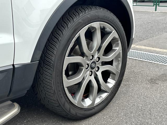 レンジローバーイヴォーク プレステージ　純正ナビ　ガラスルーフ　レザーシート　Ｆ・Ｓ・Ｒカメラ　ＥＴＣ　クルーズコントロール　ＨＩＤヘッドライト　ＭＥＲＩＤＩＡＭスピーカー　障害物センサー　パワーバックドア　シートヒーター　スマートキー（69枚目）