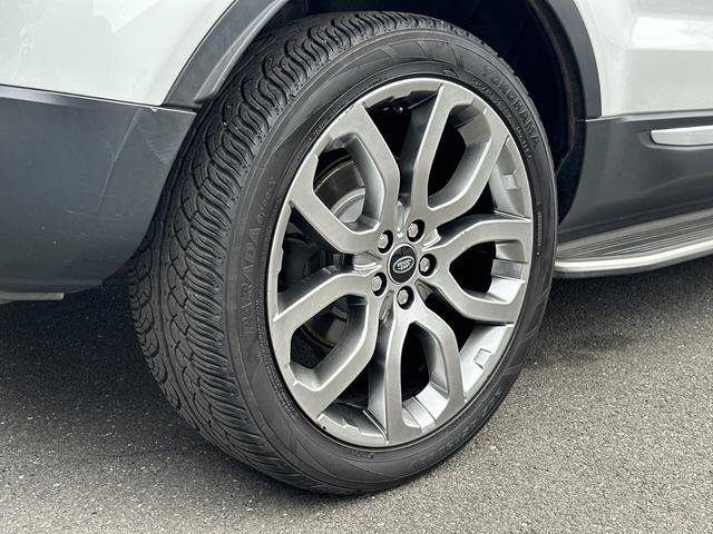 レンジローバーイヴォーク プレステージ　純正ナビ　ガラスルーフ　レザーシート　Ｆ・Ｓ・Ｒカメラ　ＥＴＣ　クルーズコントロール　ＨＩＤヘッドライト　ＭＥＲＩＤＩＡＭスピーカー　障害物センサー　パワーバックドア　シートヒーター　スマートキー（71枚目）