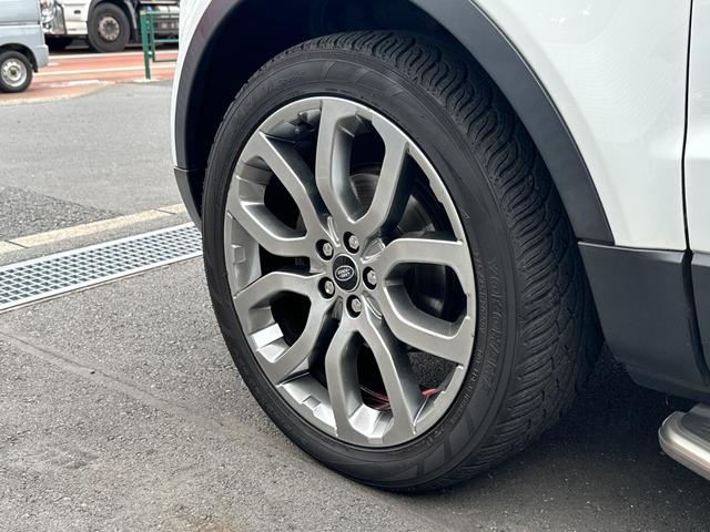 レンジローバーイヴォーク プレステージ　純正ナビ　ガラスルーフ　レザーシート　Ｆ・Ｓ・Ｒカメラ　ＥＴＣ　クルーズコントロール　ＨＩＤヘッドライト　ＭＥＲＩＤＩＡＭスピーカー　障害物センサー　パワーバックドア　シートヒーター　スマートキー（73枚目）