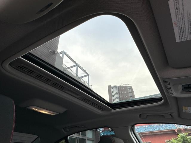 ３シリーズ ３２０ｉ　スポーツ　サンルーフ　純正ナビ　Ｂカメラ　ＥＴＣ　クルコン　ＨＩＤヘッドライト　社外サスペンション　フロントスポイラー　スマートキー　スペアキー　障害物センサー　レーダー探知機　パワーシート（46枚目）