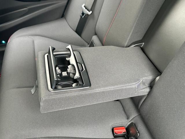 ３シリーズ ３２０ｉ　スポーツ　サンルーフ　純正ナビ　Ｂカメラ　ＥＴＣ　クルコン　ＨＩＤヘッドライト　社外サスペンション　フロントスポイラー　スマートキー　スペアキー　障害物センサー　レーダー探知機　パワーシート（58枚目）