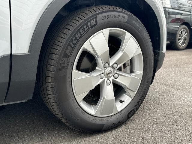 ＸＣ４０ Ｂ４　モメンタム　純正ナビ　フルセグ　ドラレコＦ／Ｒ　全方位カメラ　ＥＴＣ　ＡＣＣ　ＬＥＤヘッドライト　ＣａｒＰｌａｙ　障害物センサー　ブラインドスポットモニター　パワーバックドア　スマートキー　スペアキー（66枚目）