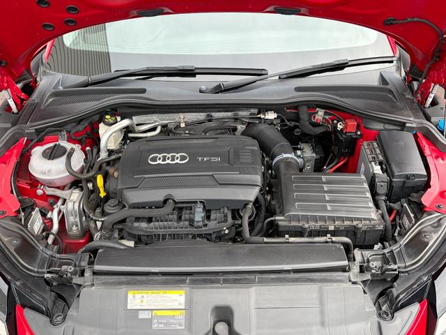 ＴＴクーペ ２．０ＴＦＳＩ　クワトロ　バーチャルコックピット　純正ナビ　フルセグＴＶ　１９インチＡＷ　ドラレコＦ／Ｒ　Ｂカメラ　クルコン　ＬＥＤヘッドライト　ＥＴＣ　ＢＳＭ　障害物センサー　スマートキー　スペアキー　車検Ｒ９年３月（4枚目）