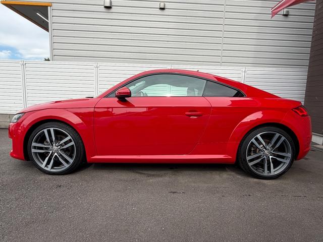ＴＴクーペ ２．０ＴＦＳＩ　クワトロ　バーチャルコックピット　純正ナビ　フルセグＴＶ　１９インチＡＷ　ドラレコＦ／Ｒ　Ｂカメラ　クルコン　ＬＥＤヘッドライト　ＥＴＣ　ＢＳＭ　障害物センサー　スマートキー　スペアキー　車検Ｒ９年３月（9枚目）