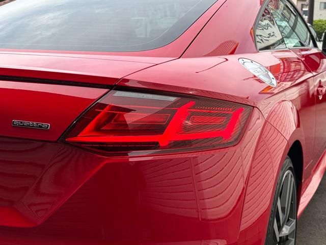 ＴＴクーペ ２．０ＴＦＳＩ　クワトロ　バーチャルコックピット　純正ナビ　フルセグＴＶ　１９インチＡＷ　ドラレコＦ／Ｒ　Ｂカメラ　クルコン　ＬＥＤヘッドライト　ＥＴＣ　ＢＳＭ　障害物センサー　スマートキー　スペアキー　車検Ｒ９年３月（19枚目）