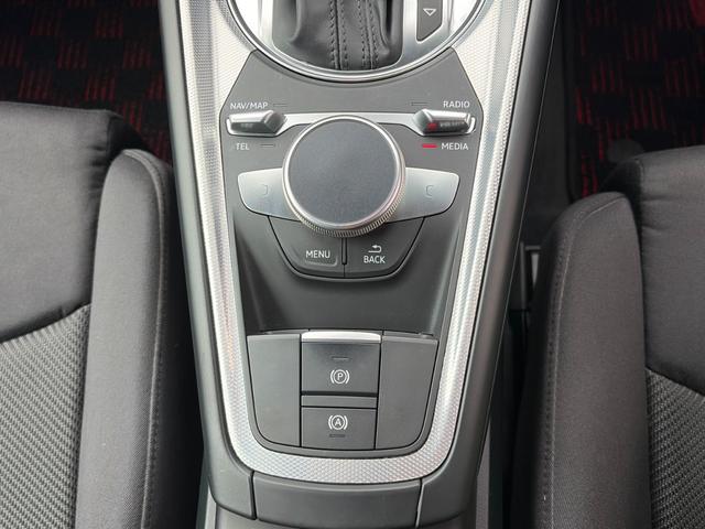 ＴＴクーペ ２．０ＴＦＳＩ　クワトロ　バーチャルコックピット　純正ナビ　フルセグＴＶ　１９インチＡＷ　ドラレコＦ／Ｒ　Ｂカメラ　クルコン　ＬＥＤヘッドライト　ＥＴＣ　ＢＳＭ　障害物センサー　スマートキー　スペアキー　車検Ｒ９年３月（38枚目）