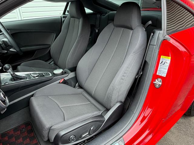 ＴＴクーペ ２．０ＴＦＳＩ　クワトロ　バーチャルコックピット　純正ナビ　フルセグＴＶ　１９インチＡＷ　ドラレコＦ／Ｒ　Ｂカメラ　クルコン　ＬＥＤヘッドライト　ＥＴＣ　ＢＳＭ　障害物センサー　スマートキー　スペアキー　車検Ｒ９年３月（43枚目）