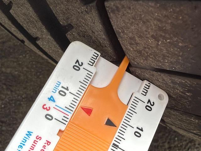 ＴＴクーペ ２．０ＴＦＳＩ　クワトロ　バーチャルコックピット　純正ナビ　フルセグＴＶ　１９インチＡＷ　ドラレコＦ／Ｒ　Ｂカメラ　クルコン　ＬＥＤヘッドライト　ＥＴＣ　ＢＳＭ　障害物センサー　スマートキー　スペアキー　車検Ｒ９年３月（58枚目）