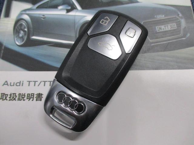 ＴＴクーペ ２．０ＴＦＳＩ　クワトロ　バーチャルコックピット　純正ナビ　フルセグＴＶ　１９インチＡＷ　ドラレコＦ／Ｒ　Ｂカメラ　クルコン　ＬＥＤヘッドライト　ＥＴＣ　ＢＳＭ　障害物センサー　スマートキー　スペアキー　車検Ｒ９年３月（60枚目）