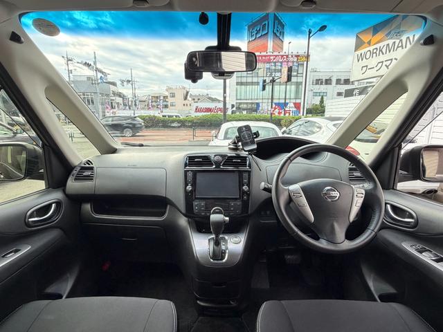 セレナ ライダー ブラックライン S-ハイブリッド 後席モニター 純正ナビ フルセグTV ドラレコF/R Bカメラ ETC クルーズコントロール LEDヘッドライト 車検R9年3月 スマートキー(3枚目)