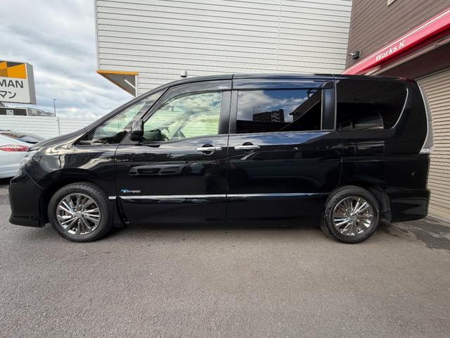 セレナ ライダー ブラックライン S-ハイブリッド 後席モニター 純正ナビ フルセグTV ドラレコF/R Bカメラ ETC クルーズコントロール LEDヘッドライト 車検R9年3月 スマートキー(9枚目)