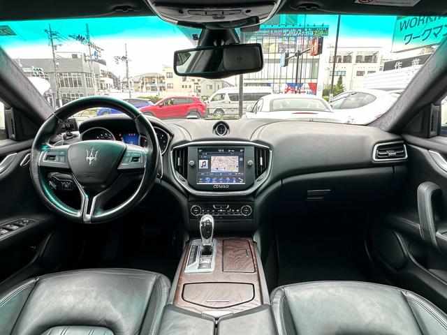 ギブリ S 左H サンルーフ ナビ フルセグTV レザーシート ETC クルーズコントロール HIDヘッドライト 障害物センサー スマートキー スペアキー レーダー探知機 パワーシート(3枚目)