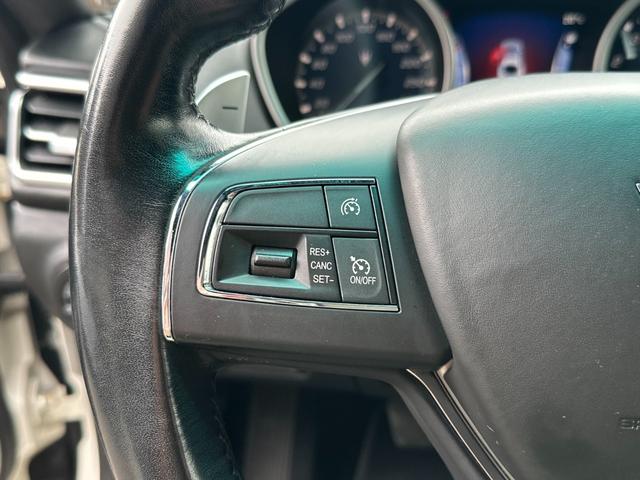 ギブリ S 左H サンルーフ ナビ フルセグTV レザーシート ETC クルーズコントロール HIDヘッドライト 障害物センサー スマートキー スペアキー レーダー探知機 パワーシート(29枚目)