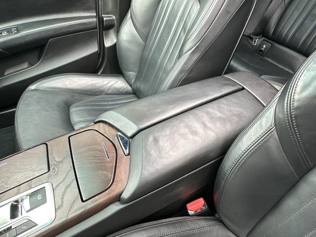 ギブリ S 左H サンルーフ ナビ フルセグTV レザーシート ETC クルーズコントロール HIDヘッドライト 障害物センサー スマートキー スペアキー レーダー探知機 パワーシート(42枚目)