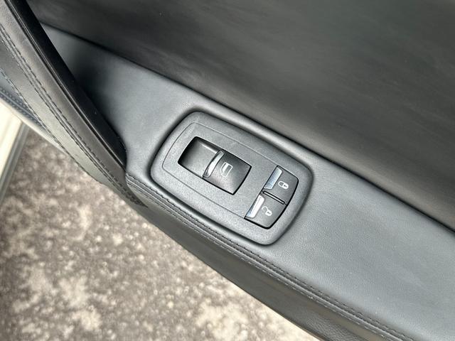 ギブリ S 左H サンルーフ ナビ フルセグTV レザーシート ETC クルーズコントロール HIDヘッドライト 障害物センサー スマートキー スペアキー レーダー探知機 パワーシート(55枚目)