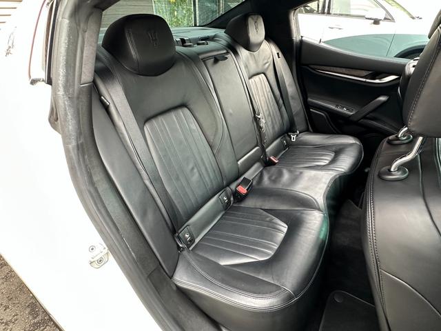 ギブリ S 左H サンルーフ ナビ フルセグTV レザーシート ETC クルーズコントロール HIDヘッドライト 障害物センサー スマートキー スペアキー レーダー探知機 パワーシート(56枚目)