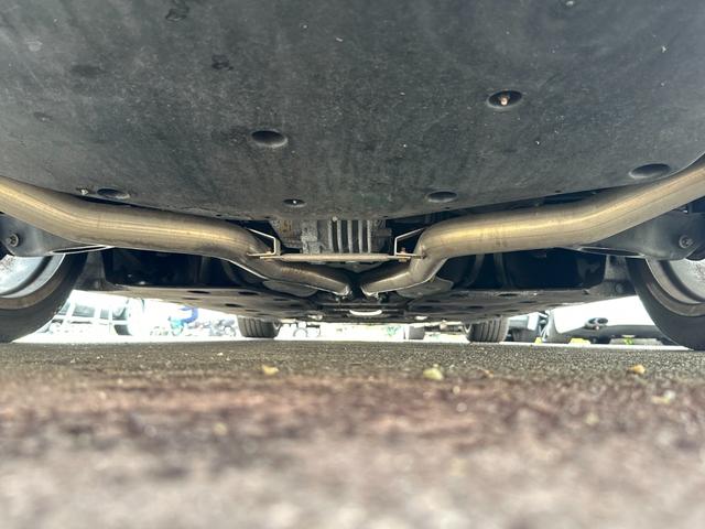 ギブリ S 左H サンルーフ ナビ フルセグTV レザーシート ETC クルーズコントロール HIDヘッドライト 障害物センサー スマートキー スペアキー レーダー探知機 パワーシート(71枚目)