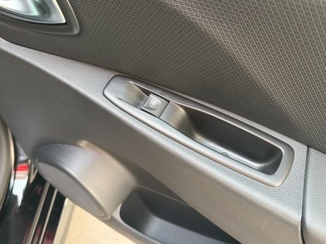 ルーテシア ルノースポール トロフィー 2シート仕様 RECAROシート ETC ナビ フルセグ LEDヘッドライト 車検R9年8月まで 障害物センサー キーレス スペアキー(45枚目)