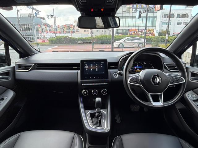 ルーテシア E-テックハイブリッド ディスプレイオーディオ Bカメラ ACC LEDヘッドライト シートヒーター ステアリングヒーター CarPlay 車検R9年7月まで 障害物センサー ブラインドスポットモニター スペアキー(3枚目)