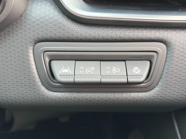 ルーテシア E-テックハイブリッド ディスプレイオーディオ Bカメラ ACC LEDヘッドライト シートヒーター ステアリングヒーター CarPlay 車検R9年7月まで 障害物センサー ブラインドスポットモニター スペアキー(33枚目)