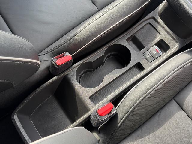 ルーテシア E-テックハイブリッド ディスプレイオーディオ Bカメラ ACC LEDヘッドライト シートヒーター ステアリングヒーター CarPlay 車検R9年7月まで 障害物センサー ブラインドスポットモニター スペアキー(40枚目)