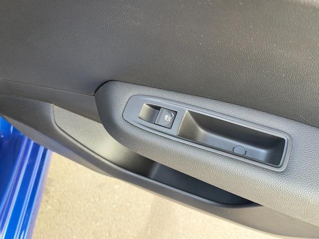 ルーテシア E-テックハイブリッド ディスプレイオーディオ Bカメラ ACC LEDヘッドライト シートヒーター ステアリングヒーター CarPlay 車検R9年7月まで 障害物センサー ブラインドスポットモニター スペアキー(47枚目)