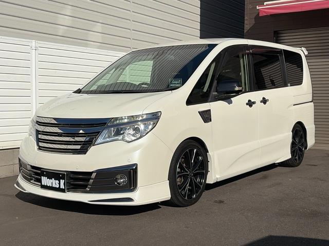 セレナ ライダー　ブラックライン　ＺＺ　Ｓ－ハイブリッド　１オーナー　後席モニター　全方位カメラ　ＥＴＣ　ドラレコＦ／Ｒ　ＴＥＩＮ車高調　社外マフラー　Ｐｉｖｏｔスロコン　両側電動スライドドア　シートヒーター　ＬＥＤヘッドライト　スマートキー　スペアキー（9枚目）