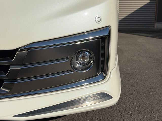 セレナ ライダー　ブラックライン　ＺＺ　Ｓ－ハイブリッド　１オーナー　後席モニター　全方位カメラ　ＥＴＣ　ドラレコＦ／Ｒ　ＴＥＩＮ車高調　社外マフラー　Ｐｉｖｏｔスロコン　両側電動スライドドア　シートヒーター　ＬＥＤヘッドライト　スマートキー　スペアキー（18枚目）