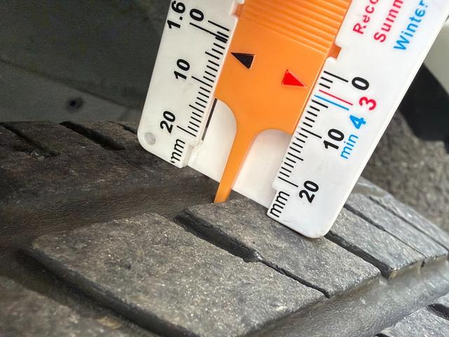 セレナ ライダー　ブラックライン　ＺＺ　Ｓ－ハイブリッド　１オーナー　後席モニター　全方位カメラ　ＥＴＣ　ドラレコＦ／Ｒ　ＴＥＩＮ車高調　社外マフラー　Ｐｉｖｏｔスロコン　両側電動スライドドア　シートヒーター　ＬＥＤヘッドライト　スマートキー　スペアキー（70枚目）