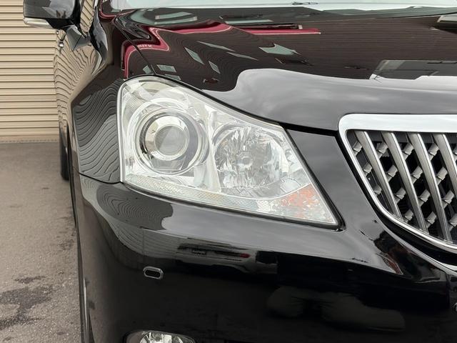 クラウンマジェスタ i-Four 純正ナビ フルセグ 革シート ドラレコ ETC バックカメラ クルコン HIDヘッドライト シートヒーター シートクーラー 障害物センサー パワーバックドア パワーシート キーレス 走行中TV映ります(16枚目)