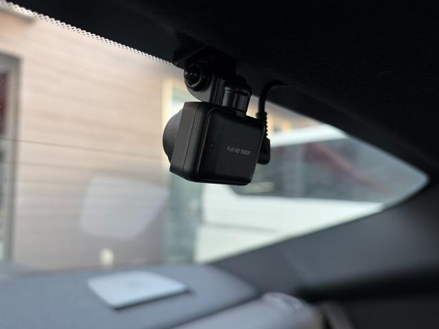 �y���A�h���C�u���R�[�_�[�z�ԗ���둤�ɂ��h���C�u���R�[�_�[�t���Ă܂��I