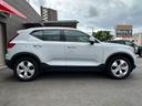 ＸＣ４０ Ｂ４　モメンタム　純正ナビ　フルセグ　ドラレコＦ／Ｒ　全方位カメラ　ＥＴＣ　ＡＣＣ　ＬＥＤヘッドライト　ＣａｒＰｌａｙ　障害物センサー　ブラインドスポットモニター　パワーバックドア　スマートキー　スペアキー（6枚目）