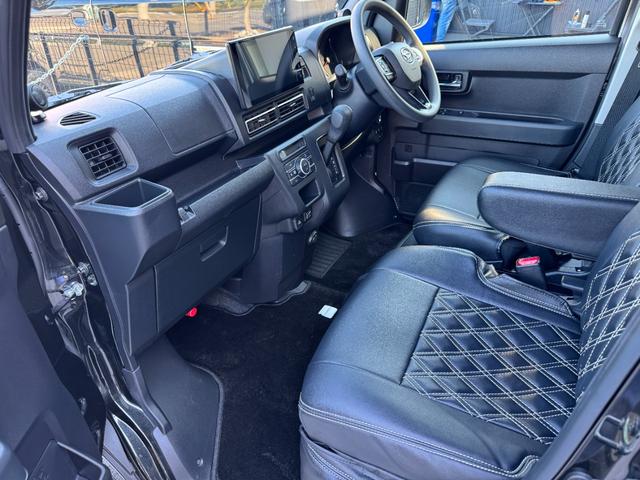 アトレー ＲＳ　ターボ車／両側パワースライドドア／４ＷＤ／スマートアシスト／バックカメラ／純正９インチＤＰオーディオ／フルセグ／電動格納ミラー／ドライブレコーダー／Ｂｌｕｅｔｏｏｔｈ／プッシュスタート／１４インチＡＷ（8枚目）