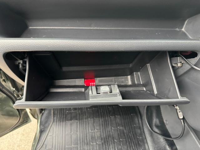 キャリイトラック フルセグ/社外12インチアルミホイール/バックカメラ/LEDライト/Bluetooth/ドラレコ/キーレス/4WD/フォグランプ/デュアルカメラブレーキサポート/ETC(41枚目)