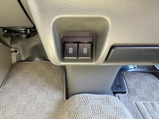 エブリイ ＰＣ　ワンセグ／キーレス／電動格納ミラー／ＥＴＣ／タイミングチェーン／パワーウィンドウ／禁煙車／車内間仕切りカーテン／ＵＳＢ充電ポート（6枚目）